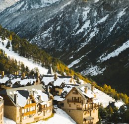 Туры в Бакейра-Берет 2025 - цены на путевки в Испанию из Москвы от туроператора «Пегас Туристик»