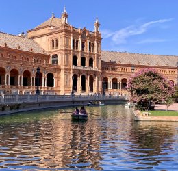 Туры в Сант-Жулия-де-Лорию 2025 - цены на путевки в Андорру из Москвы от туроператора «Пегас Туристик» Туры в Сант-Жулия-де-Лорию 2025 - цены на путевки в Андорру из Москвы от туроператора «Пегас Туристик»