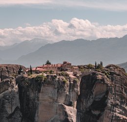 Туры в Каламбаку 2025 - цены на путевки в Грецию из Москвы от туроператора «Пегас Туристик»