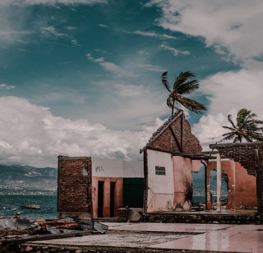 Туры на о. Сулавеси 2025 - цены на путевки в Индонезию из Москвы от туроператора «Пегас Туристик» Туры на о. Сулавеси 2025 - цены на путевки в Индонезию из Москвы от туроператора «Пегас Туристик»