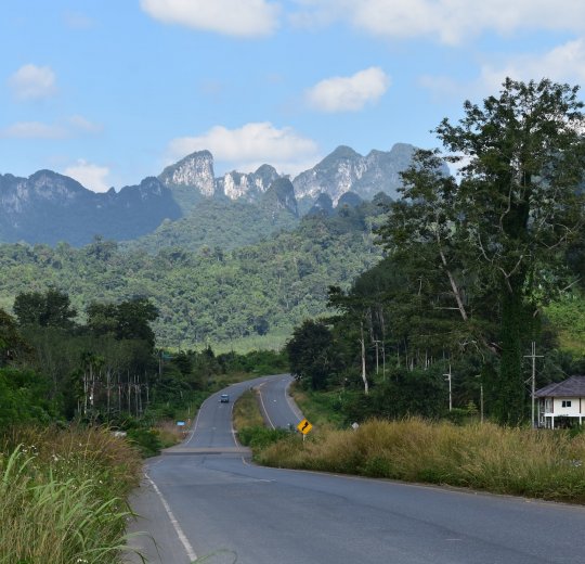 Туры в Сураттани 2025 - цены на путевки в Таиланд из Москвы от туроператора «Пегас Туристик» Туры в Сураттани 2025 - цены на путевки в Таиланд из Москвы от туроператора «Пегас Туристик»