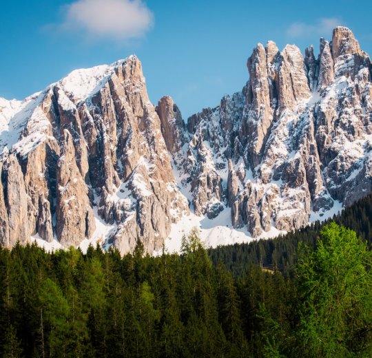 Туры в Доломити Ди Брента 2025 - цены на путевки в Италию из Москвы от туроператора «Пегас Туристик» Туры в Доломити Ди Брента 2025 - цены на путевки в Италию из Москвы от туроператора «Пегас Туристик»