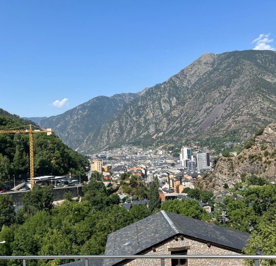 Туры в Эскальдес 2025 - цены на путевки в Андорру из Москвы от туроператора «Пегас Туристик»