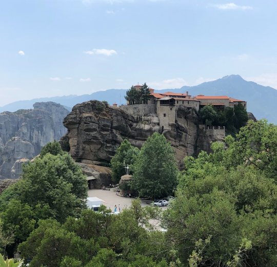 Туры в Каламбаку 2025 - цены на путевки в Грецию из Москвы от туроператора «Пегас Туристик»